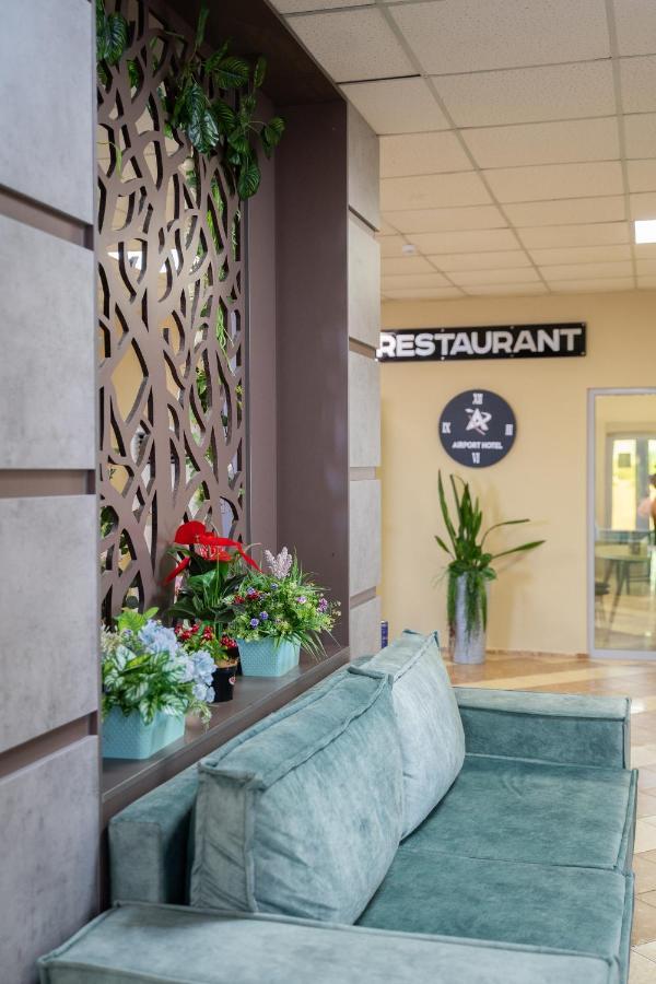 Aktau Airport Hotel Eksteriør bilde